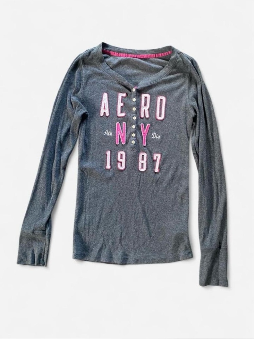 Y2k Aeropostale Grey Longsleeve Henley with Pink & White Lettering - Picture 3 of 5